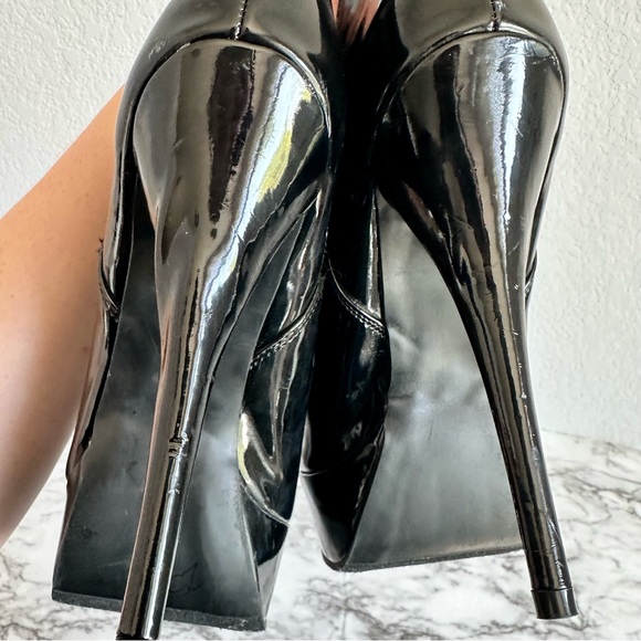 Steve Madden Patent Reva Stiletto Bootie - Picture 2 of 7